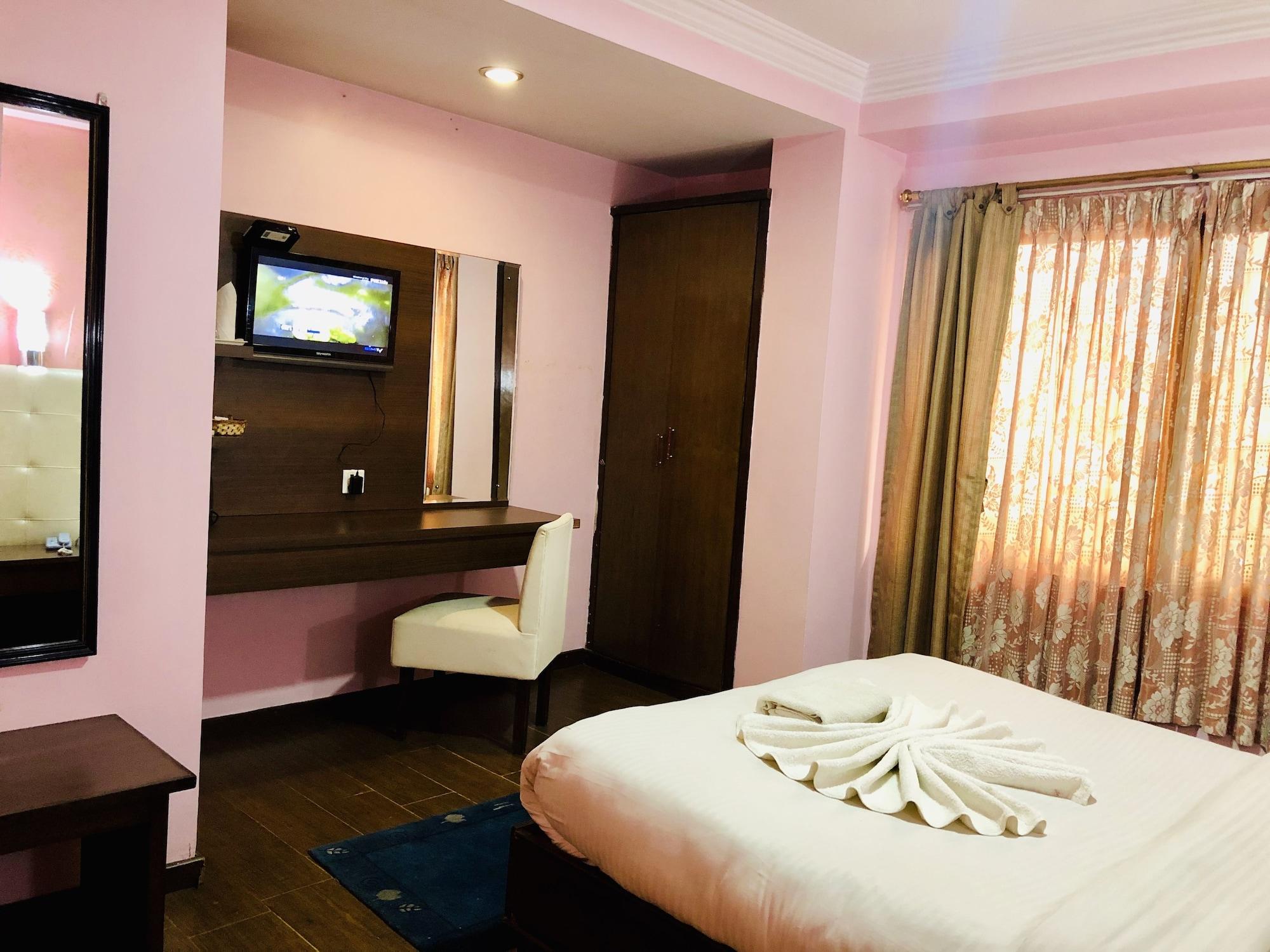 Backyard Hotel Kathmandu Exterior photo