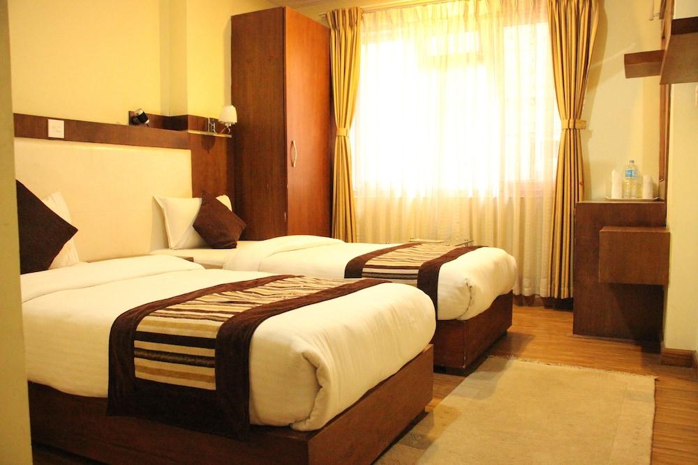 Backyard Hotel Kathmandu Exterior photo