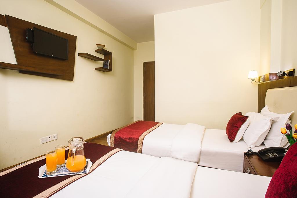 Backyard Hotel Kathmandu Exterior photo