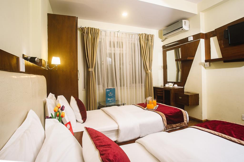 Backyard Hotel Kathmandu Exterior photo