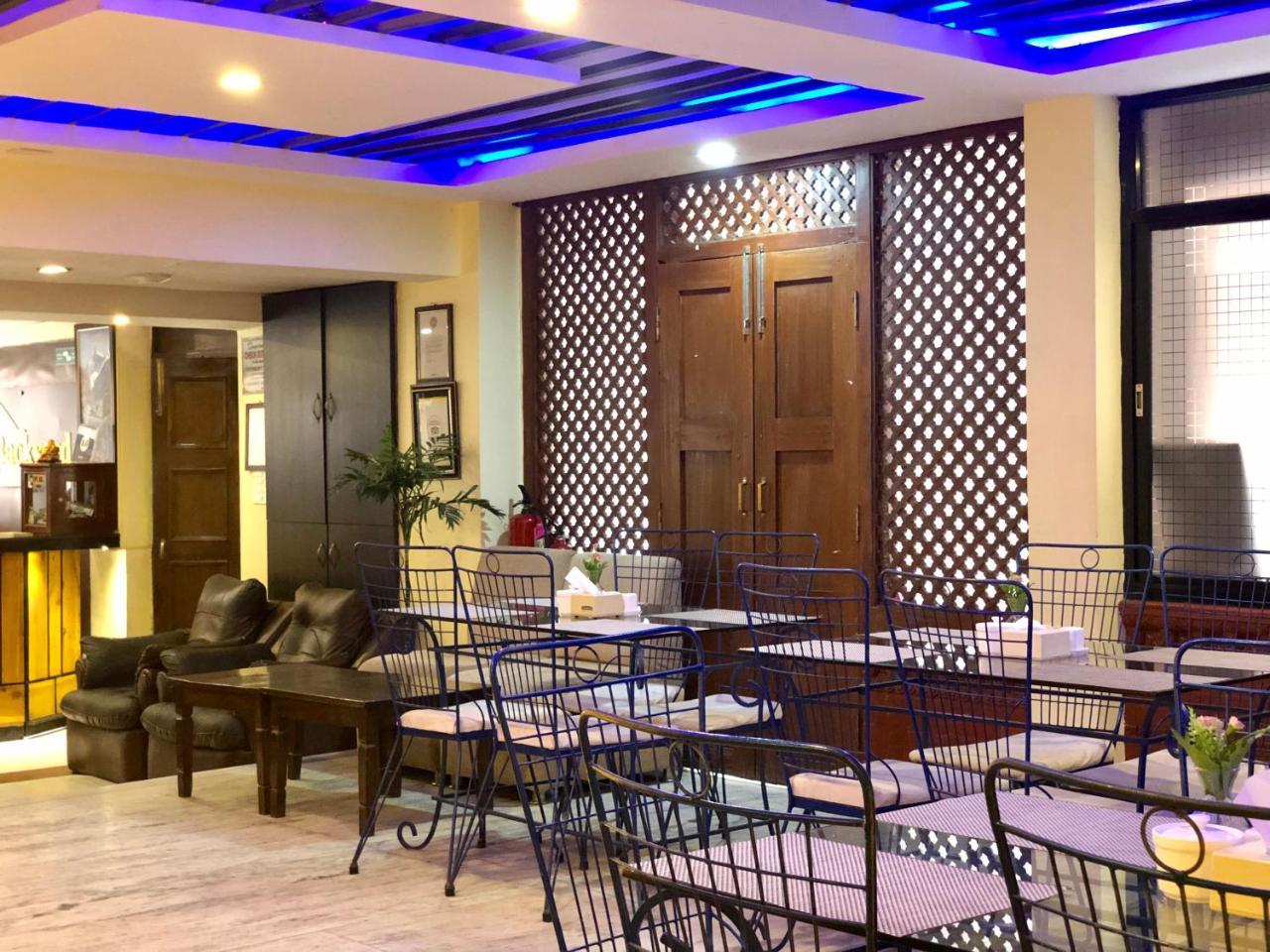 Backyard Hotel Kathmandu Exterior photo